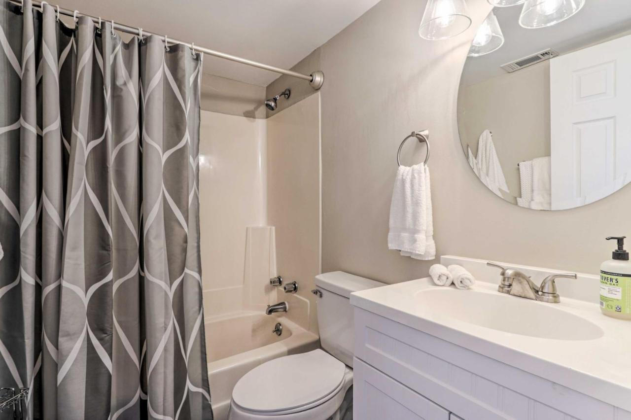 Gatlinburg Condo Walk To Downtown Attractions! Exterior photo